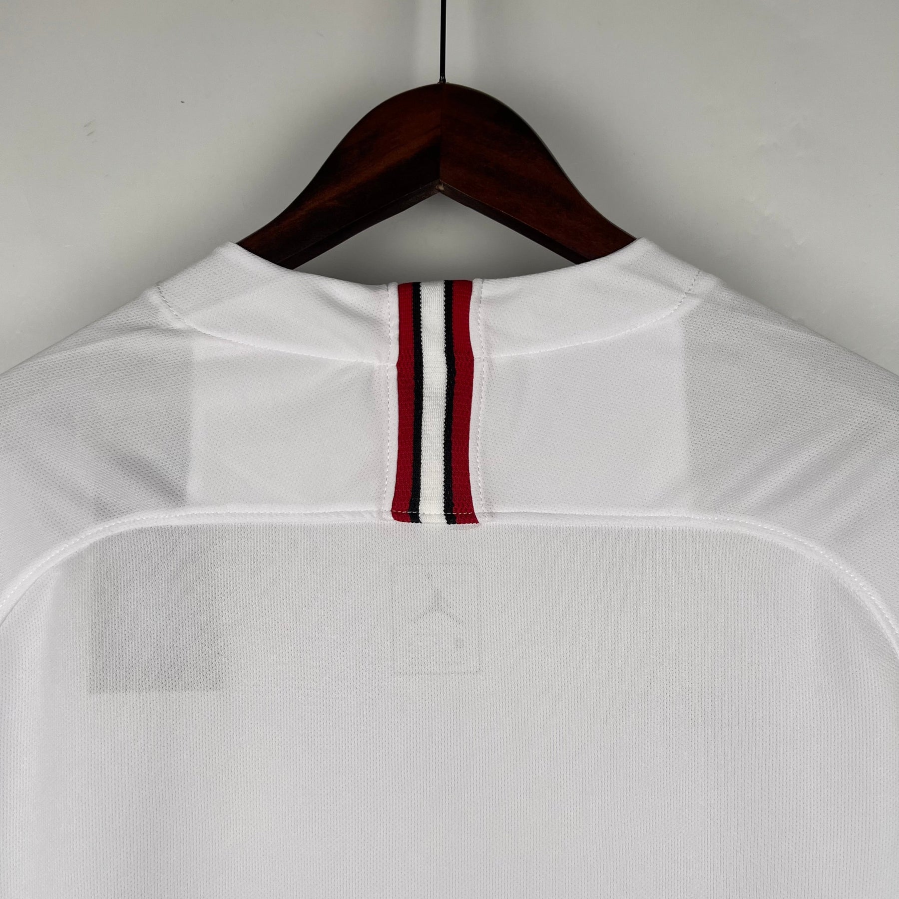Camisa PSG Edição Especial 2018/19 - Jordan Retrô Masculina - Branca/Preta