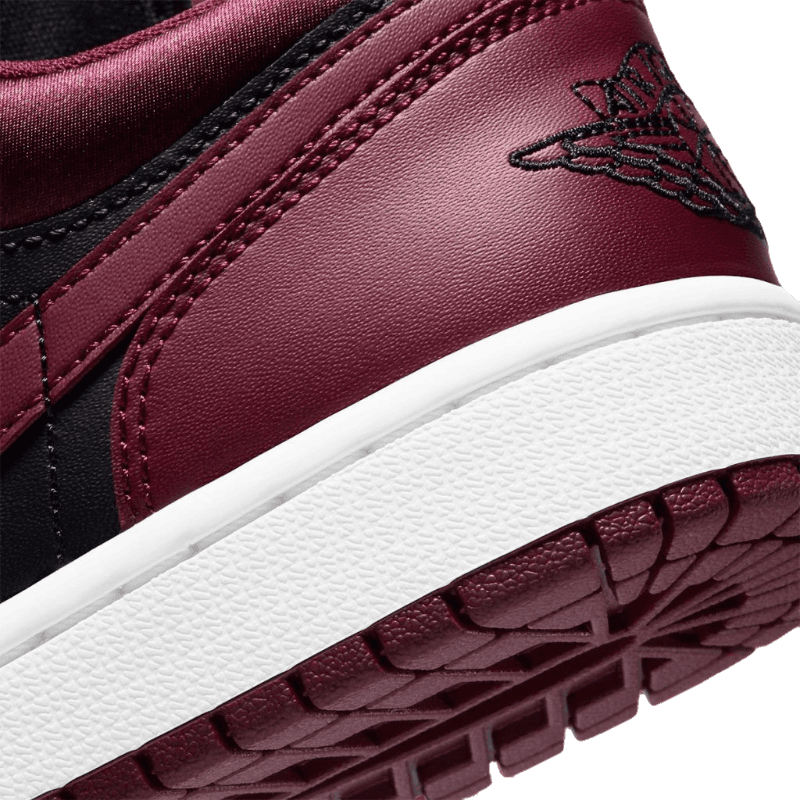 Tênis Air Jordan 1 Low "Dark Beetroot" Vinho