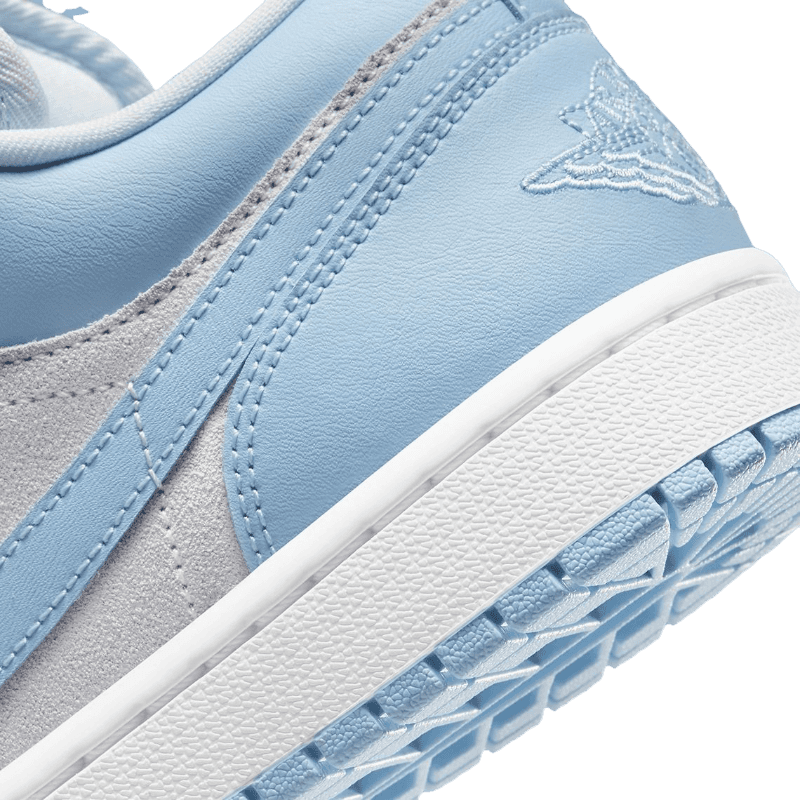 Tênis Air Jordan 1 Low "University Blue" Feminino Azul