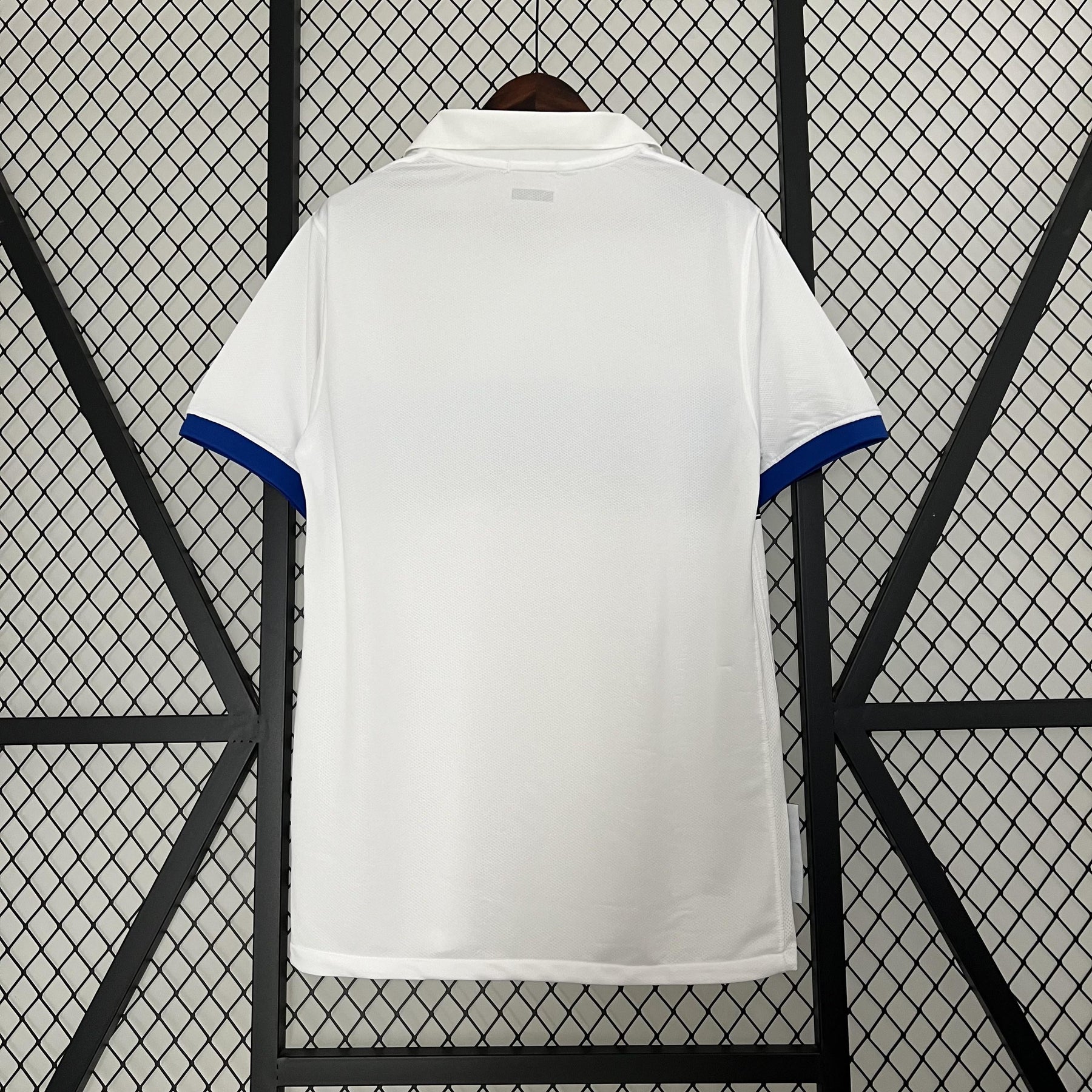 Camisa Inter de Milão Retrô Away 09/10 Torcedor Masculina - Branca
