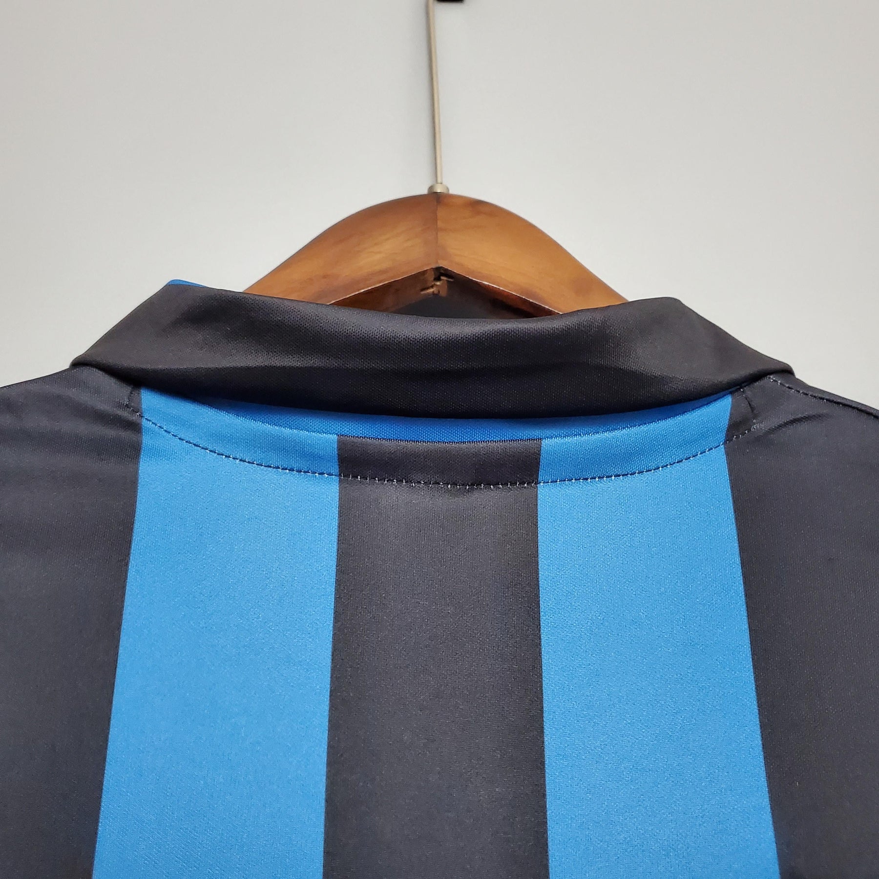 Camisa Inter de Milão Retrô Home 88/90 Torcedor Masculina - Azul e Preta