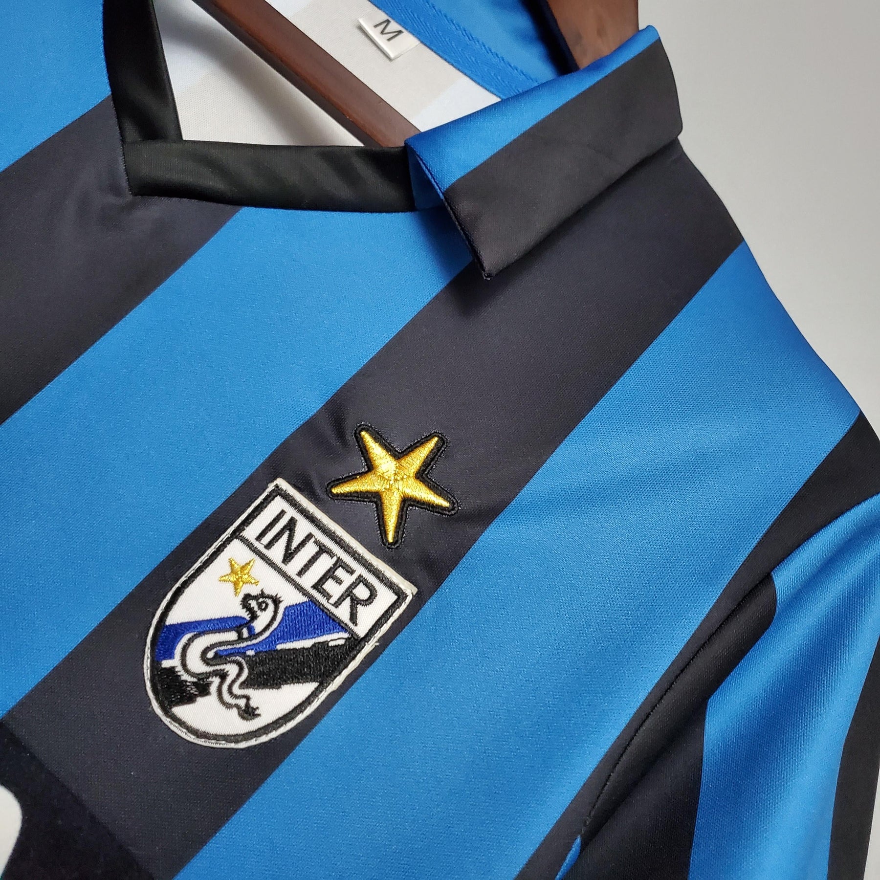 Camisa Inter de Milão Retrô Home 88/90 Torcedor Masculina - Azul e Preta