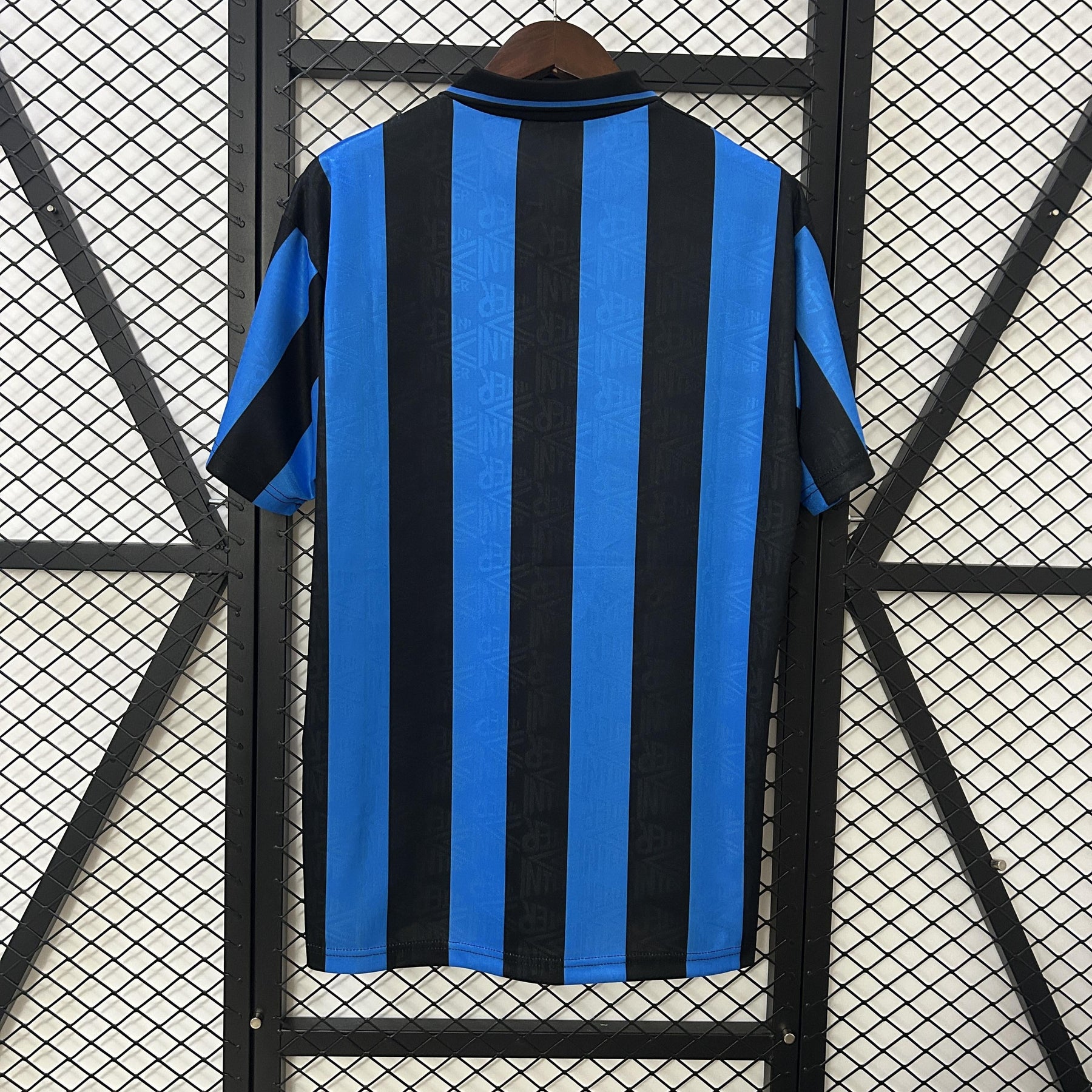 Camisa Inter de Milão Retrô Home 92/94 Torcedor Masculina - Azul e Preta