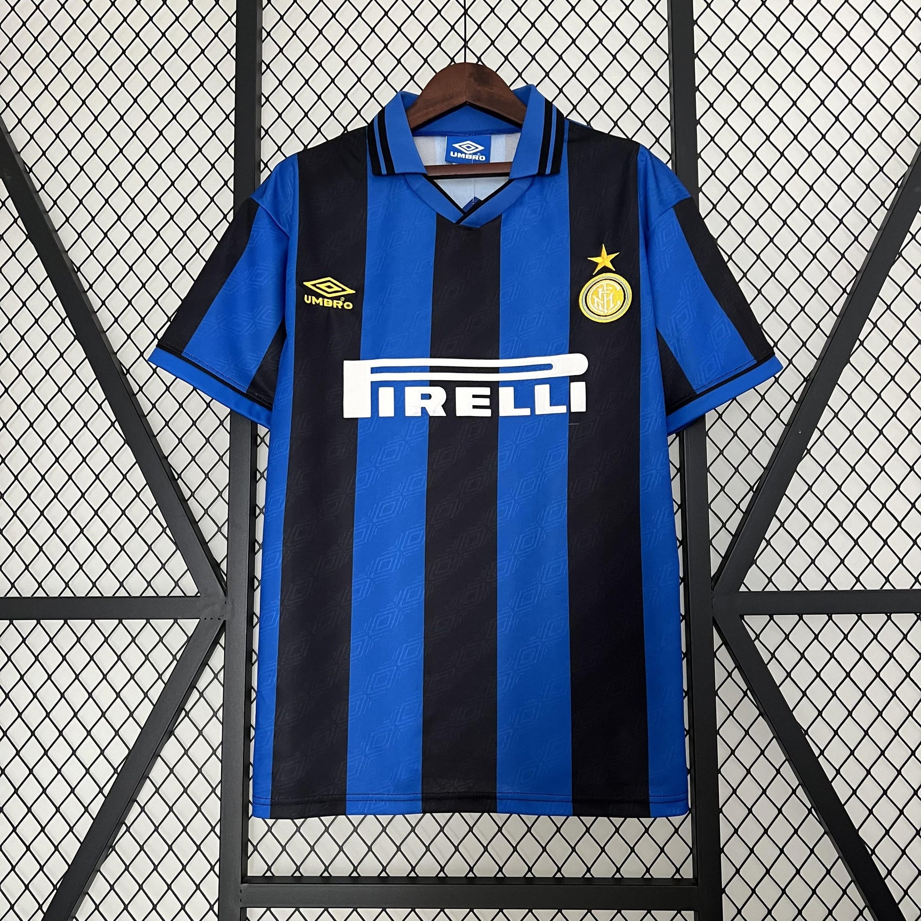 Camisa Inter de Milão Retrô Home 95/96 Torcedor Masculina - Azul e Preta