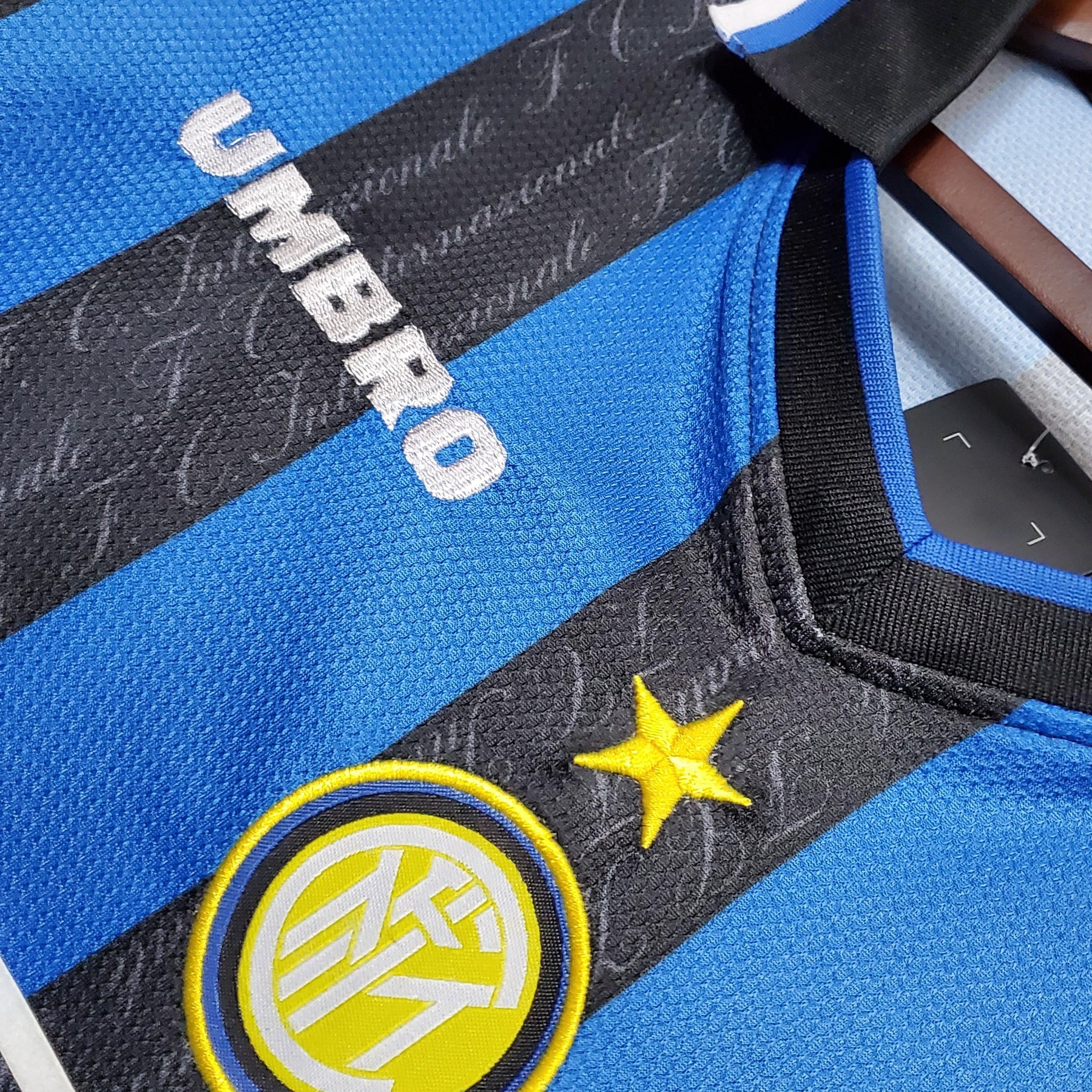 Camisa Inter de Milão Retrô Home 97/98 Torcedor Masculina - Azul e Preta