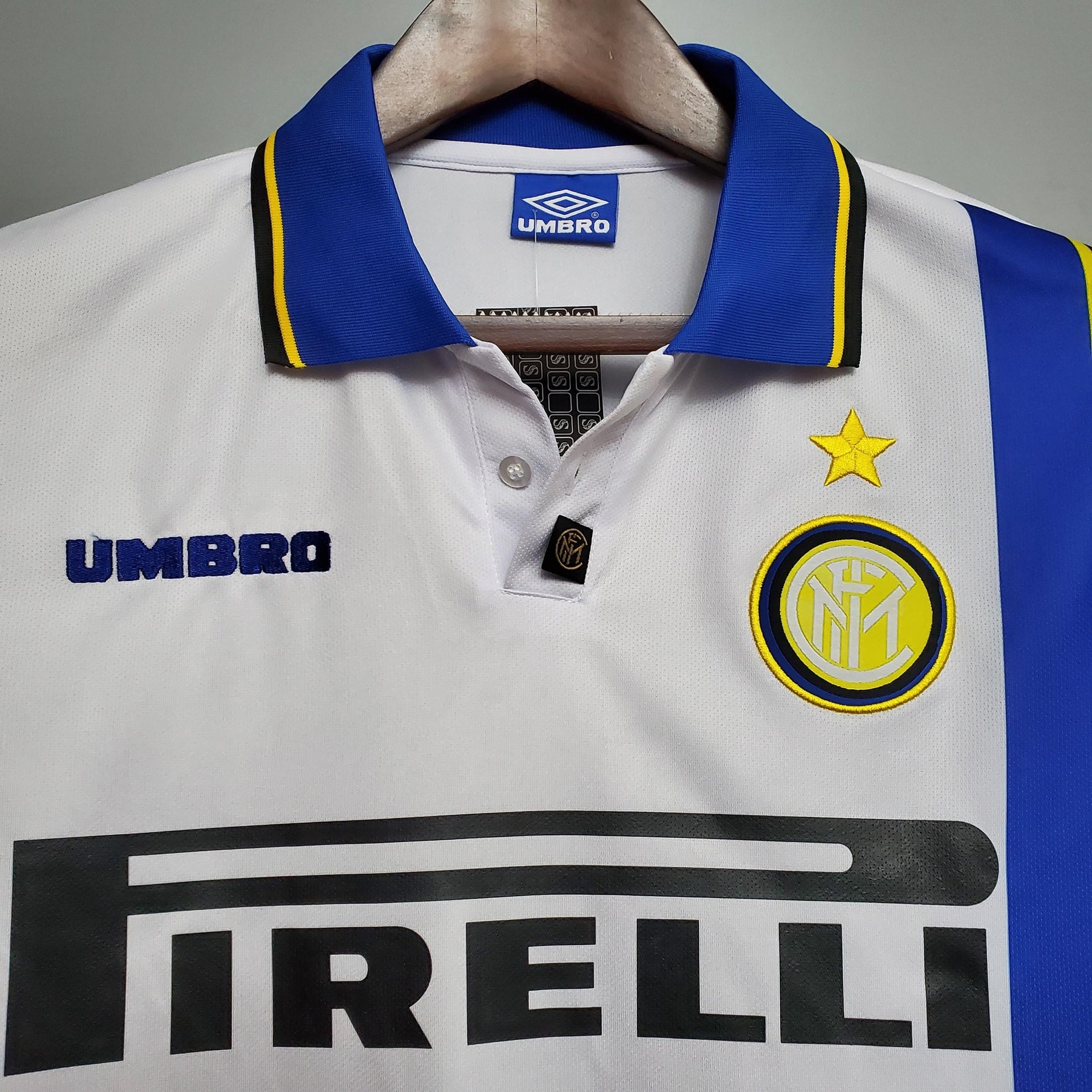 Camisa Inter de Milão Retrô Away 97/98 Torcedor Masculina - Branca