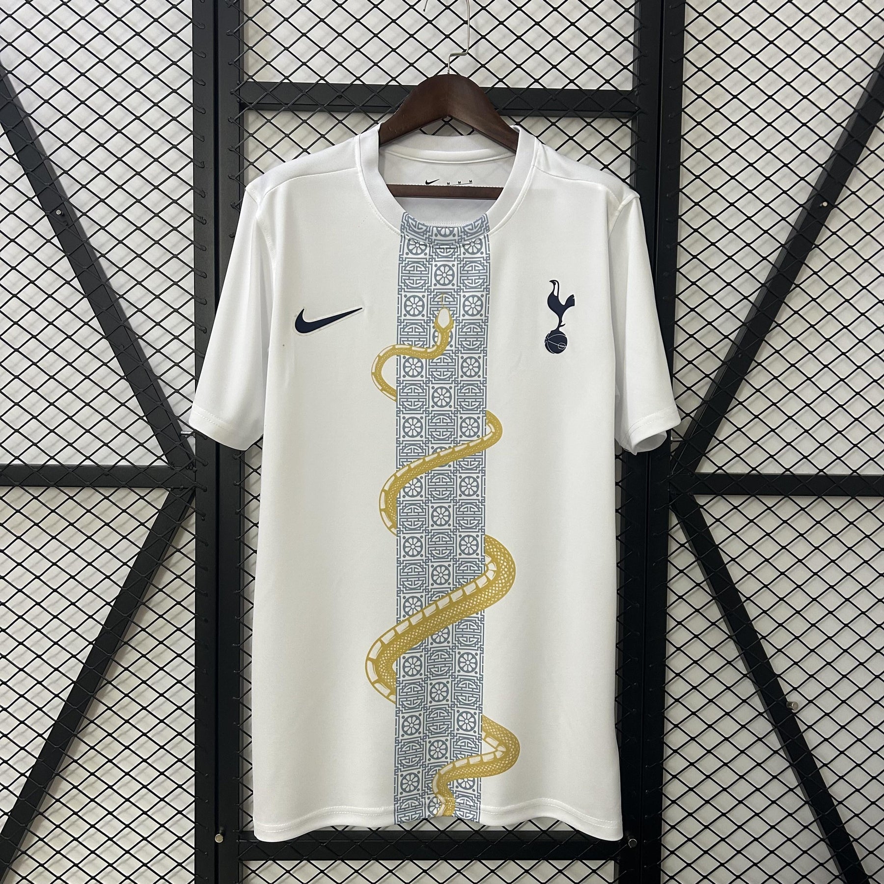 Camisa Tottenham Treino Pré Jogo 25/26 Torcedor Masculina - Branca