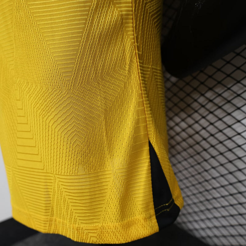 Camisa Wolves Home 24/25 Jogador Masculina - Amarela