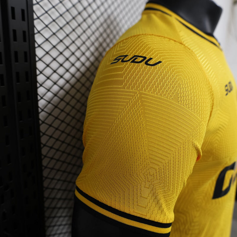Camisa Wolves Home 24/25 Jogador Masculina - Amarela