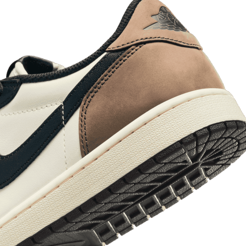 Tênis Air Jordan 1 Low "OG Mocha" Marrom