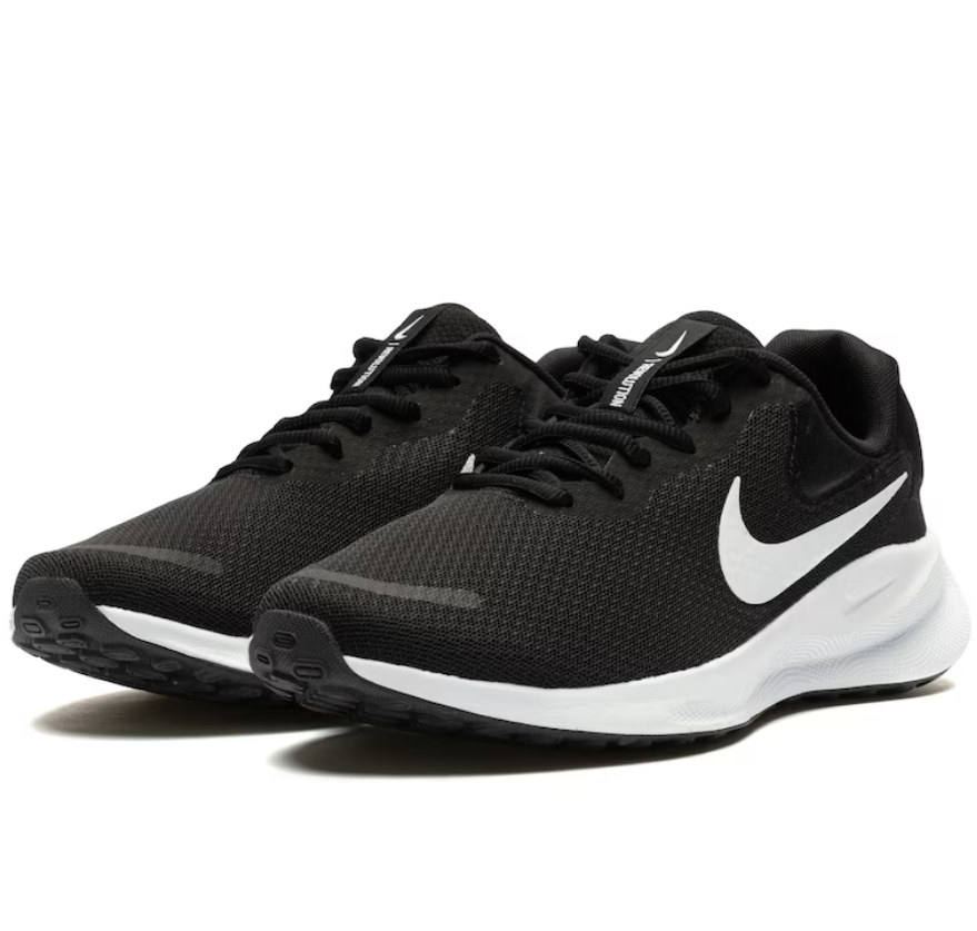 Tênis Nike Revolution 7