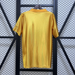 Camisa Wolves Comemorativa "70 Anos" 24/25 Torcedor Masculina - Amarela