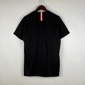 Camisa PSG Edição Especial Black 2018/19 - Jordan Retrô Masculina - Preta/Branca